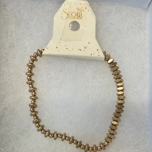 Scout Gold and Silver Beaded Stretch Bracelet Set of 4 NWT - Picture 3 of 5